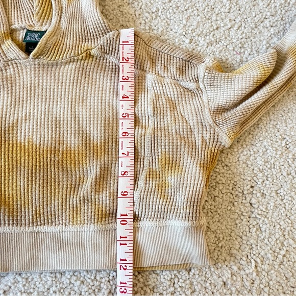 Wild Fable Ribbed Knit Cropped‎ Hooded Sweater in Tie Dye yellow, tan and brown - Picture 5 of 7